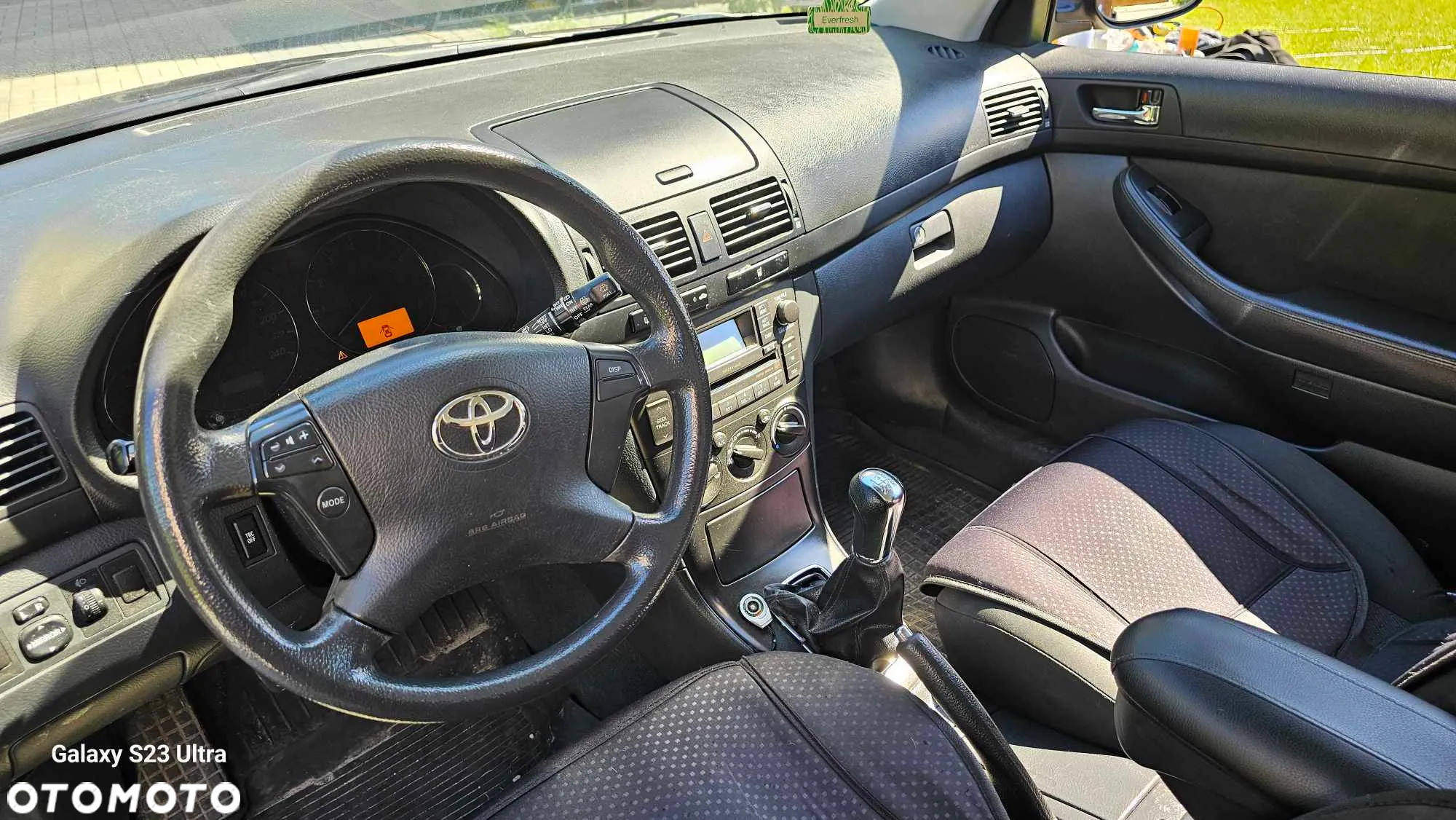Toyota Avensis 1.8 VVT-i Sol - 9