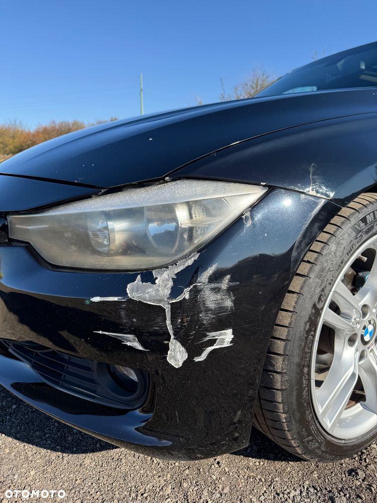 BMW Seria 3 318d Touring - 19