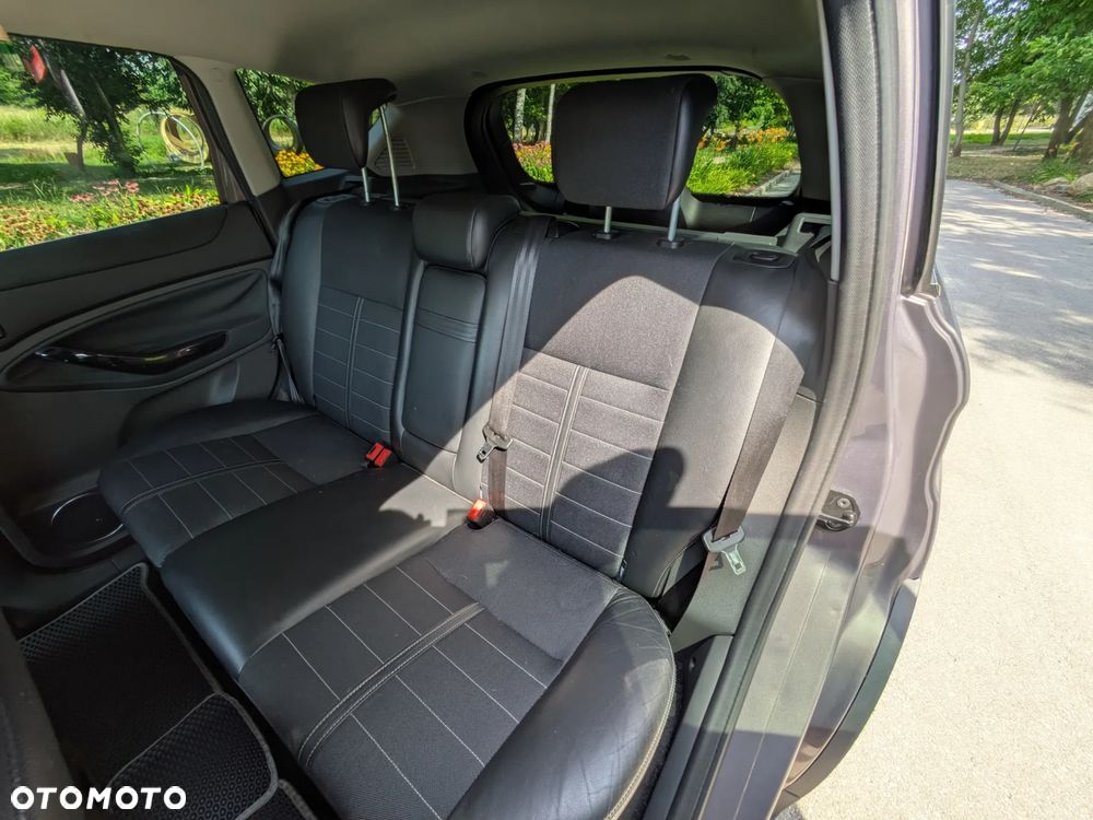 Ford Kuga 2.0 TDCi 4WD Titanium - 16