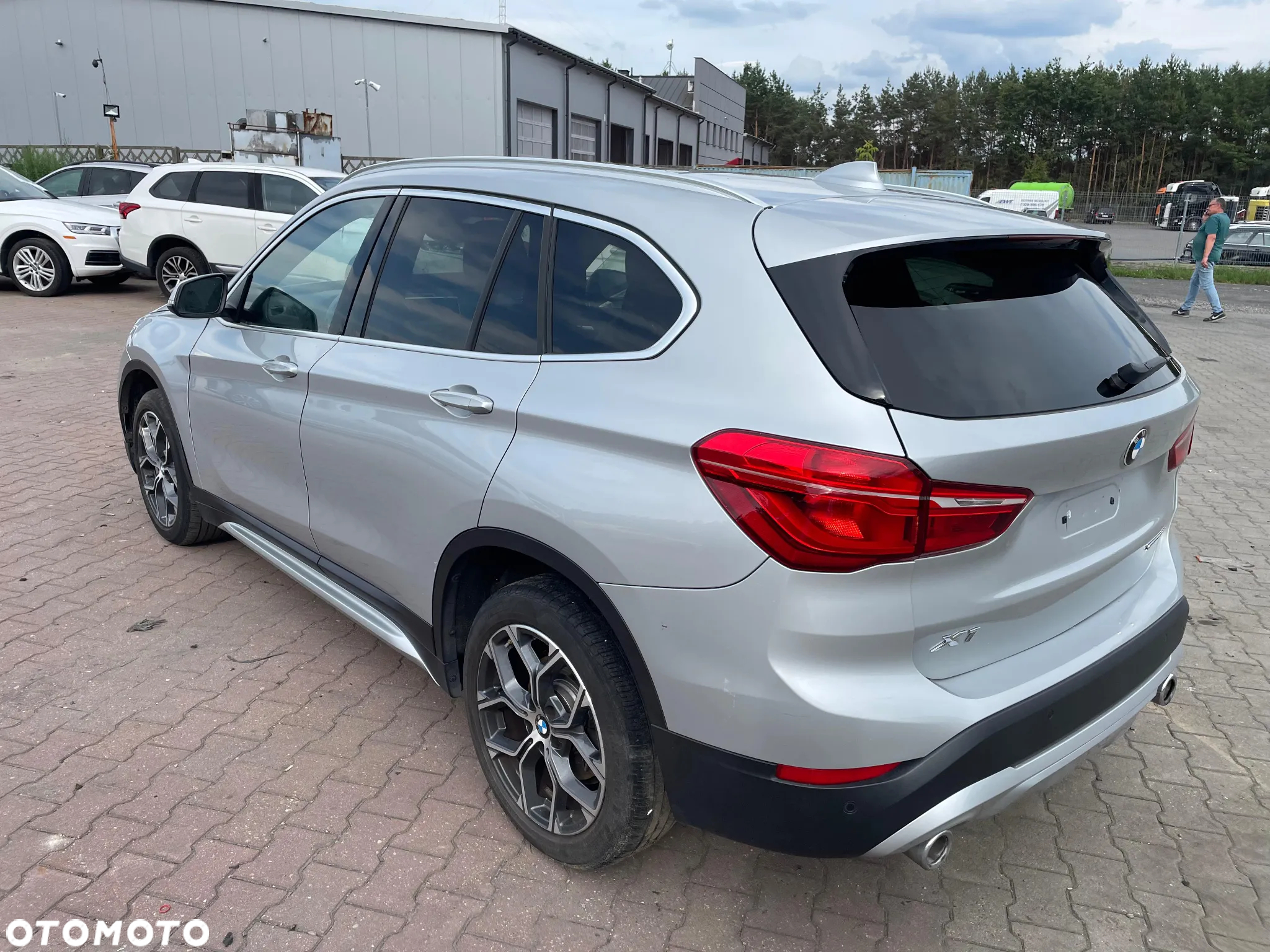 BMW X1 sDrive20i - 2