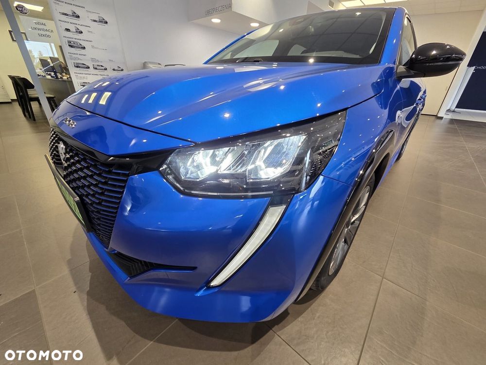 Peugeot 208 - 30