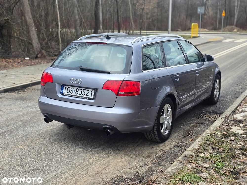 Audi A4 Avant 2.0 T FSI - 14