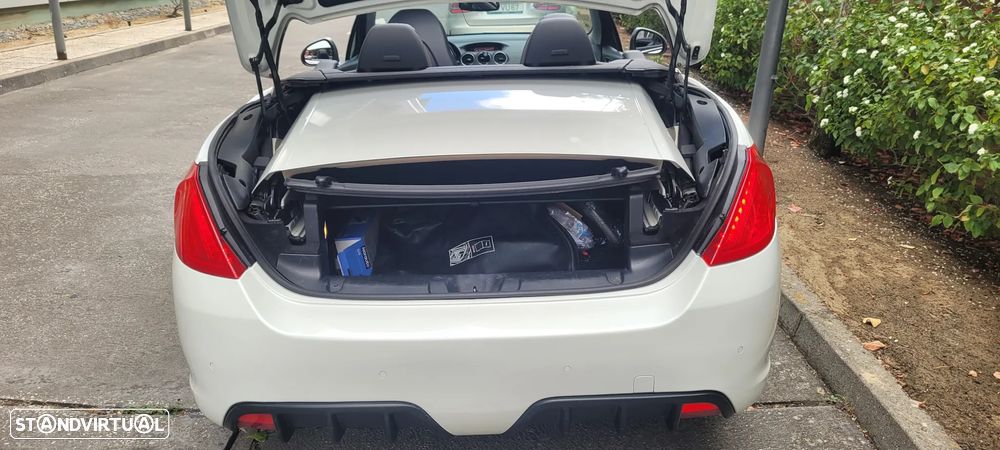 Peugeot 308 CC 1.6 16V - 11