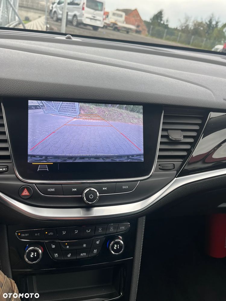 Opel Astra - 8
