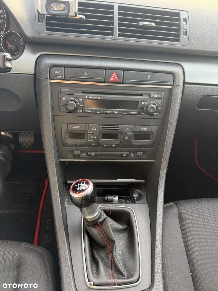 Audi A4 Limousine 2.0 TDI DPF - 8