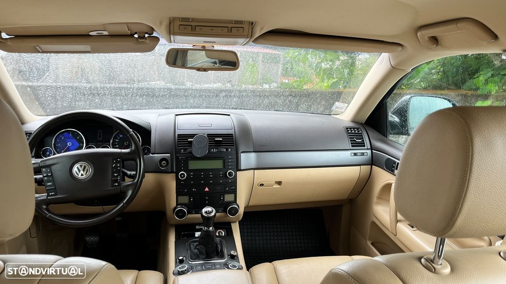 VW Touareg 3.0 TDI V6 - 16