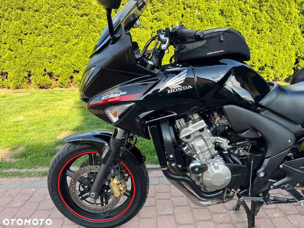 Honda CBF - 28