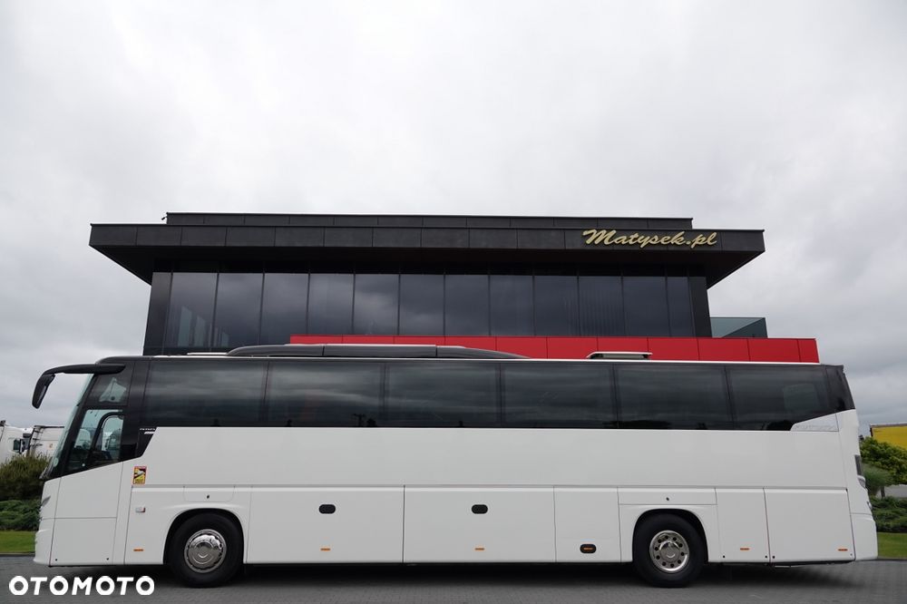 VDL FHD2 / EURO 6 / SPROWADZONY / 12. 2015 ROK / TURYSTYCZNY / WC / Gniazdka USB / AUTOMAT / BOGATE WYPOSAŻENIE / - 2