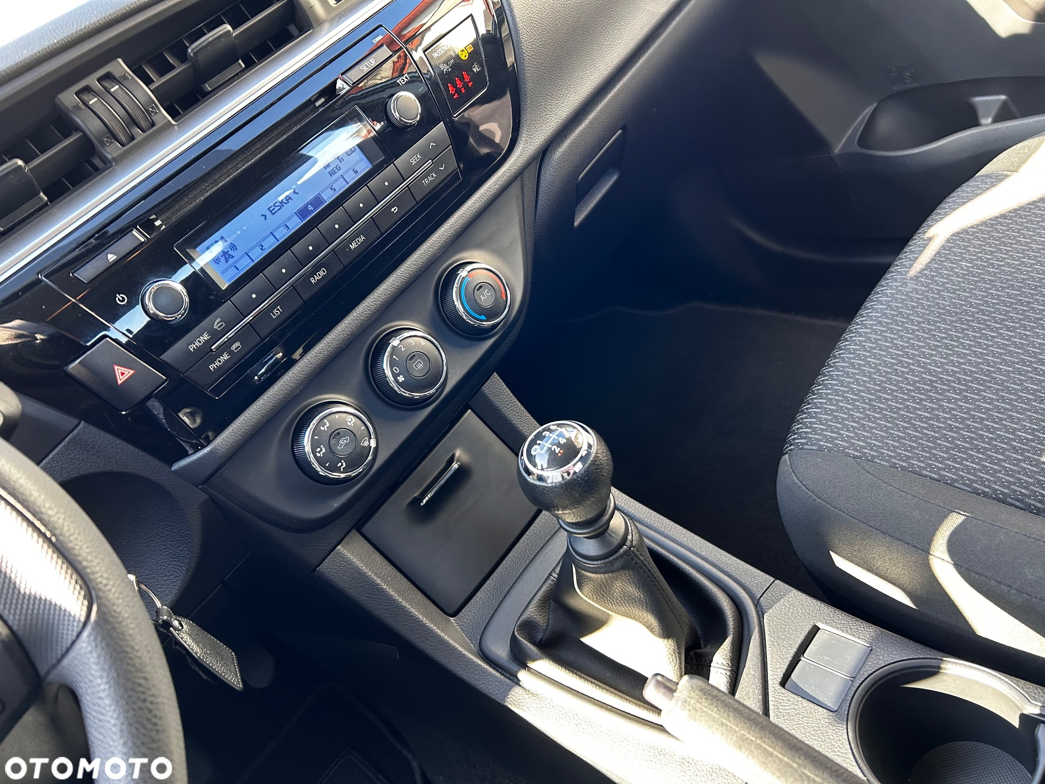 Toyota Corolla 1.33 Life - 12