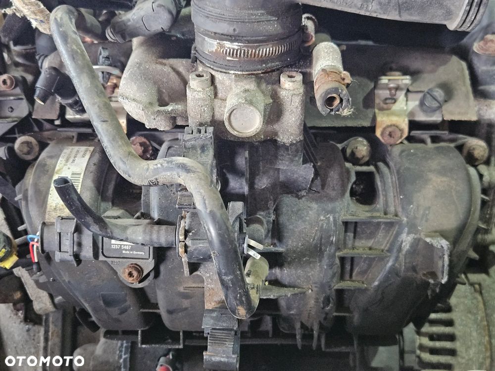 Opel Astra J 4 Corsa D Meriva B 1.4 16V kolektor ssący 55557906 DN Z14XEP - 2