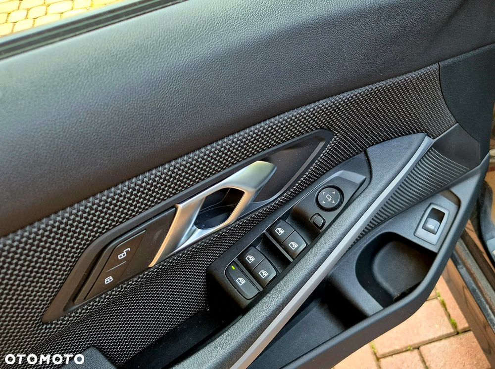 BMW Seria 3 320d Edition Luxury Line Purity - 13