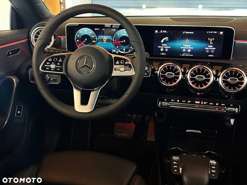 Mercedes-Benz CLA 200 d Shooting Brake 8G-DCT Progressive - 10