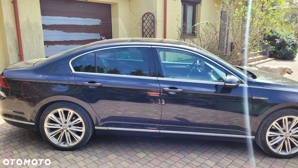 Volkswagen Passat 2.0 TDI 4Mot Elegance DSG - 3