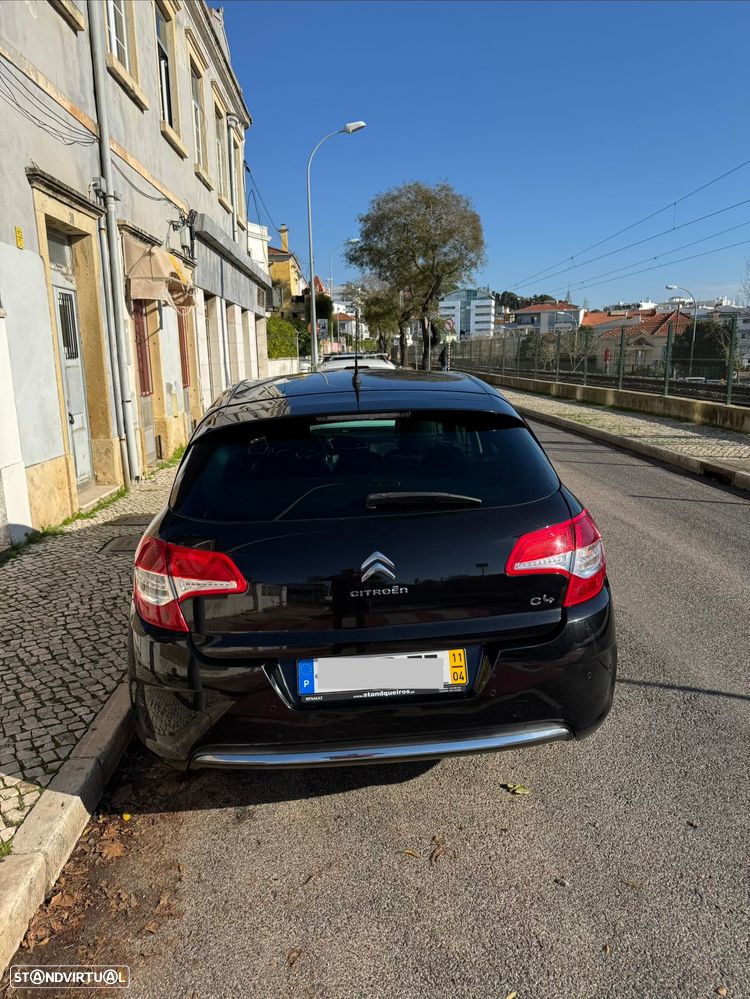 Citroën C4 2.0 HDi Exclusive J17 - 21