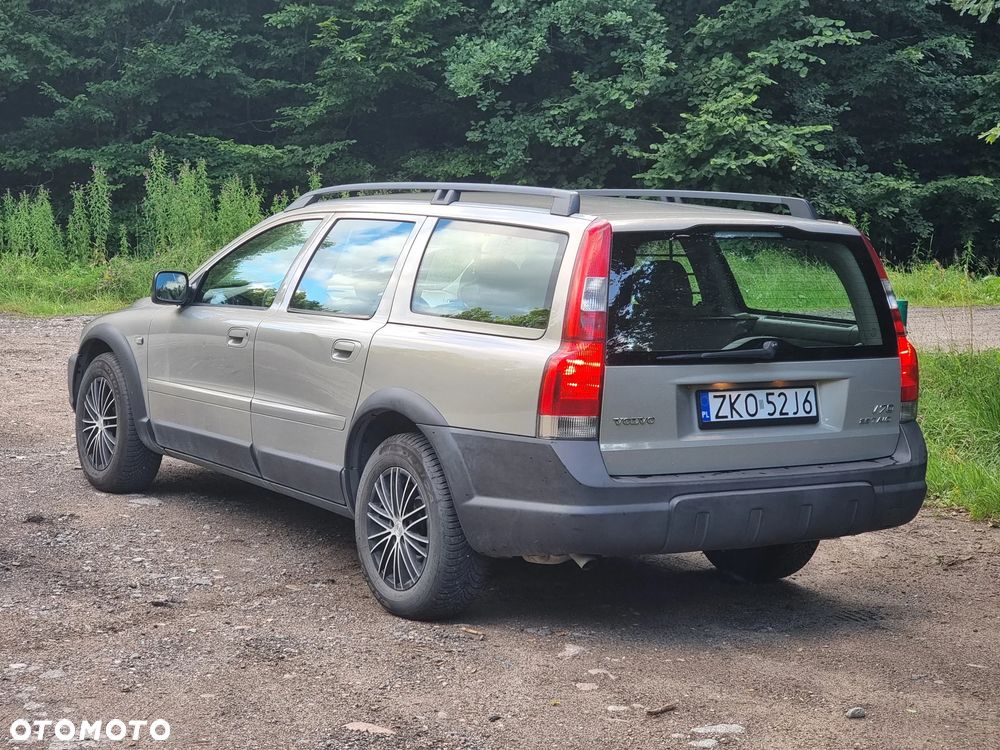 Volvo V70 Cross Country 2.4 AWD - 4
