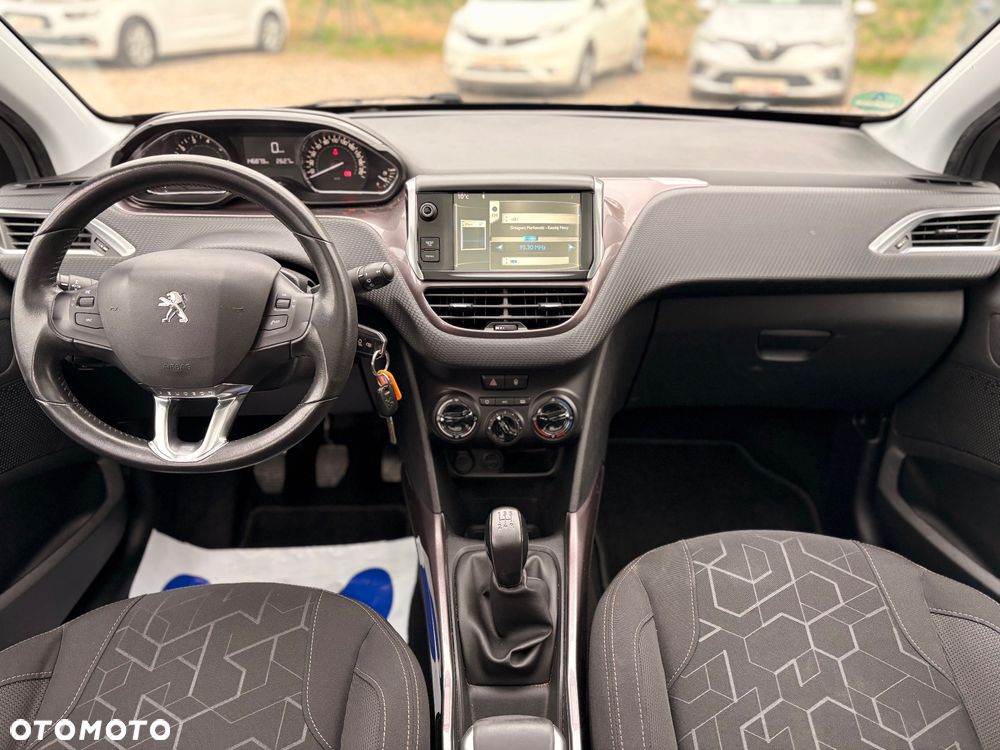 Peugeot 2008 120 VTI Allure - 18