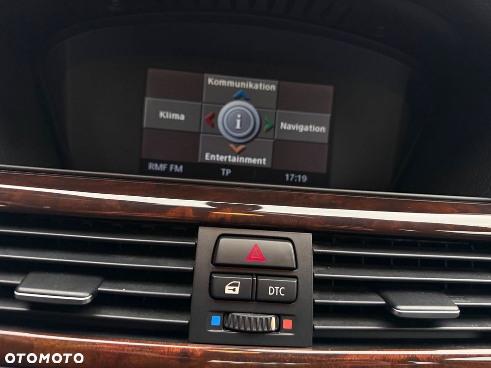 BMW Seria 3 320i Edition Exclusive - 27