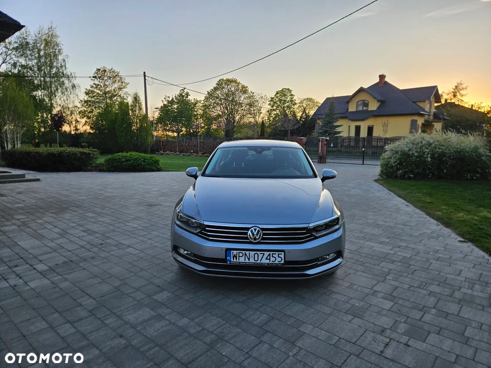 Volkswagen Passat 2.0 TDI SCR Comfortline DSG - 4