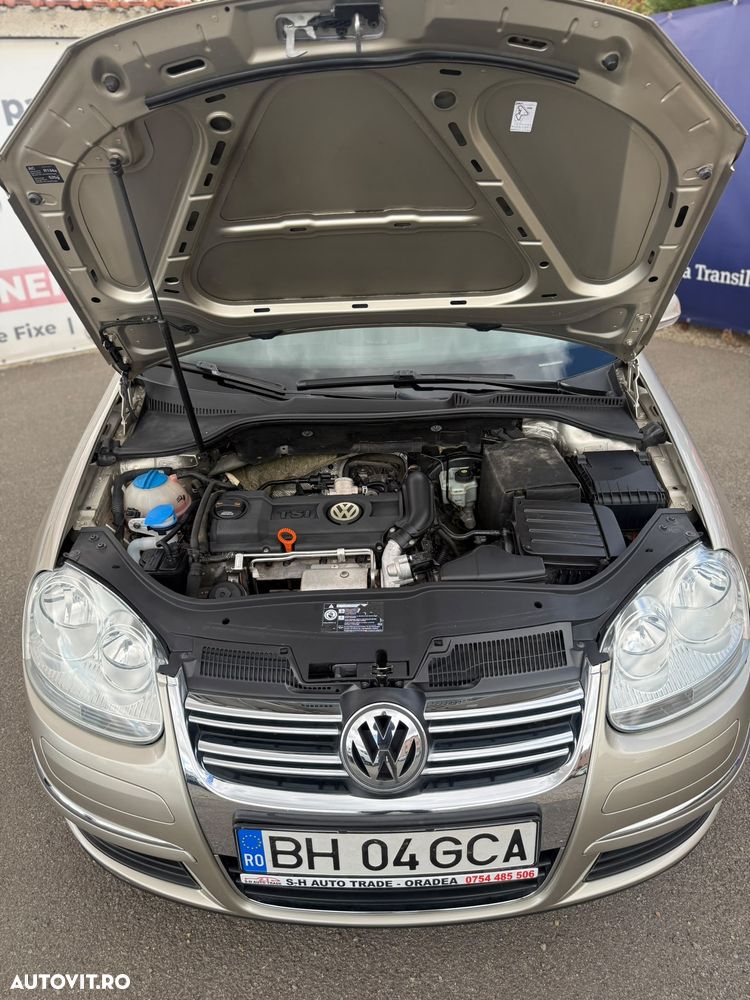 Volkswagen Jetta 1.4 TSI Comfortline - 6