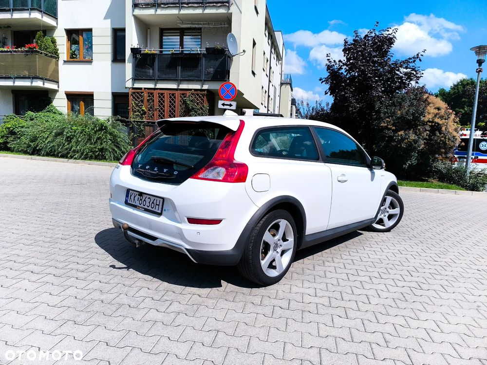 Volvo C30 D2 DRIVe R-Design Start-Stop - 4