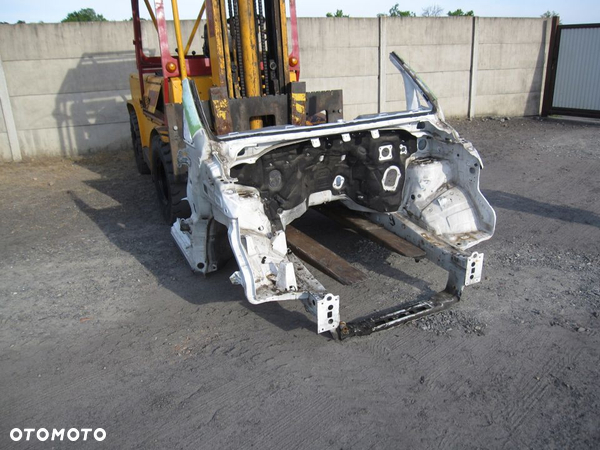 Hyundai H1 H300 07-14 ćwiara ćwiartka podłużnica