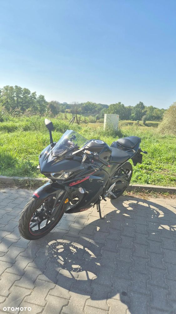 Yamaha R3