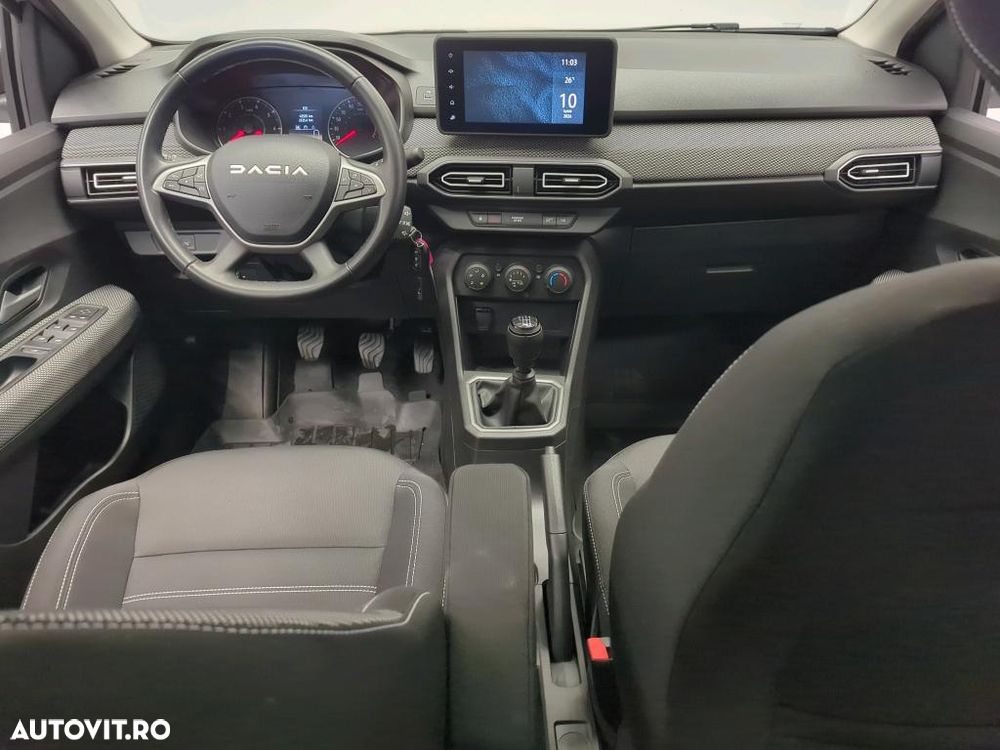 Dacia Logan TCe 90 MT5 Expression - 4