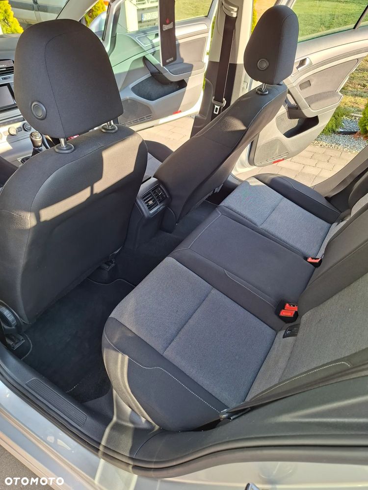 Volkswagen Golf 1.6 TDI BlueMotion Technology Comfortline - 18