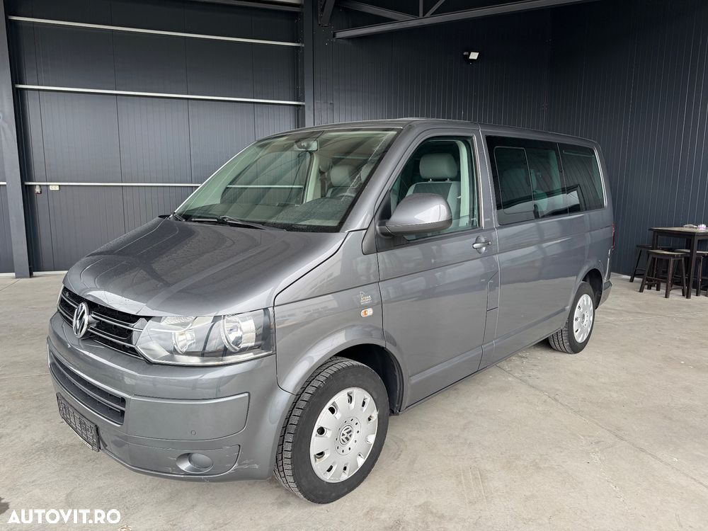Volkswagen Caravelle - 1