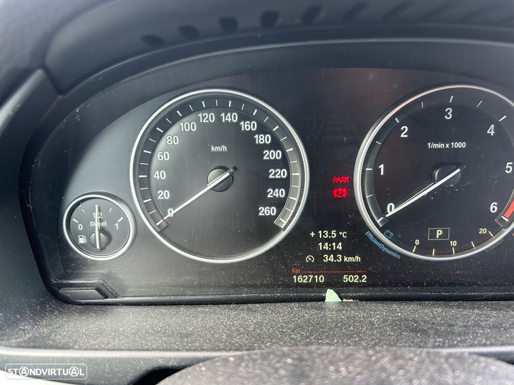 BMW X5 25 d sDrive Comfort 7L - 12