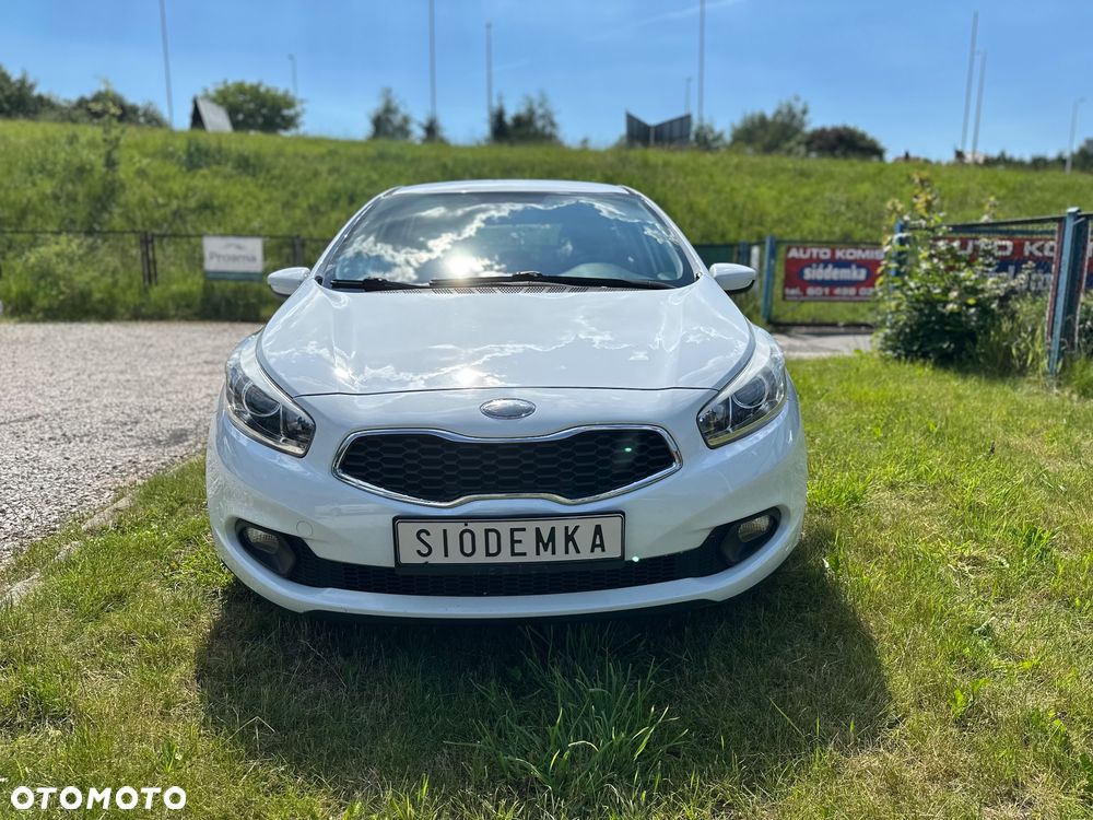 Kia Ceed - 6
