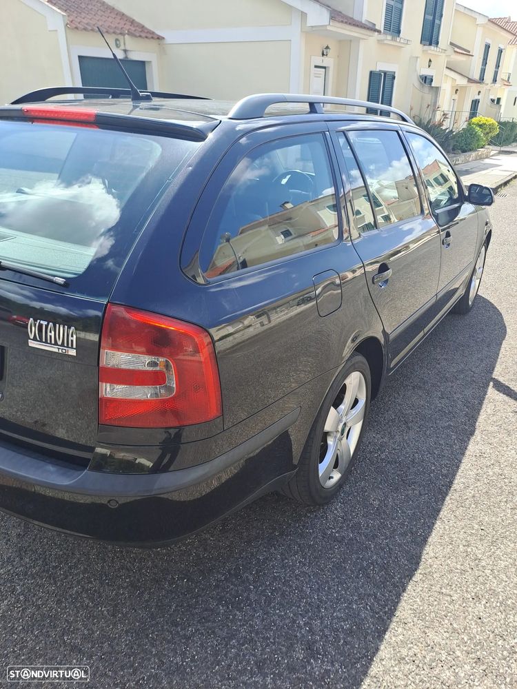 Skoda Octavia Break 2.0 TDI Sport DSG - 3