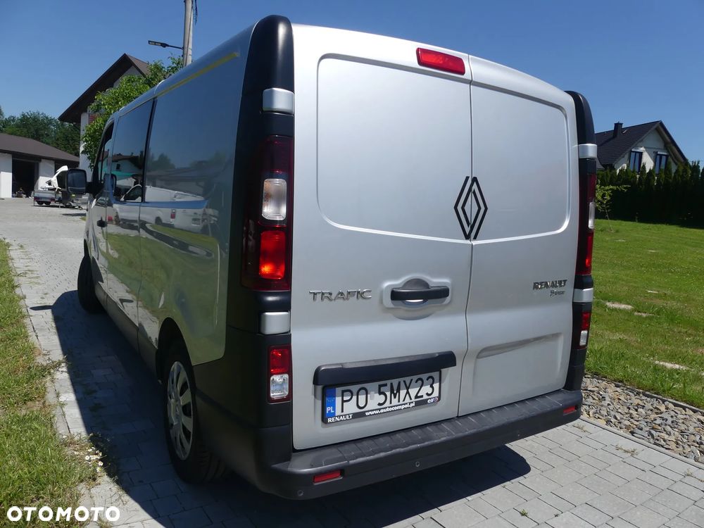 Renault Trafic - 23