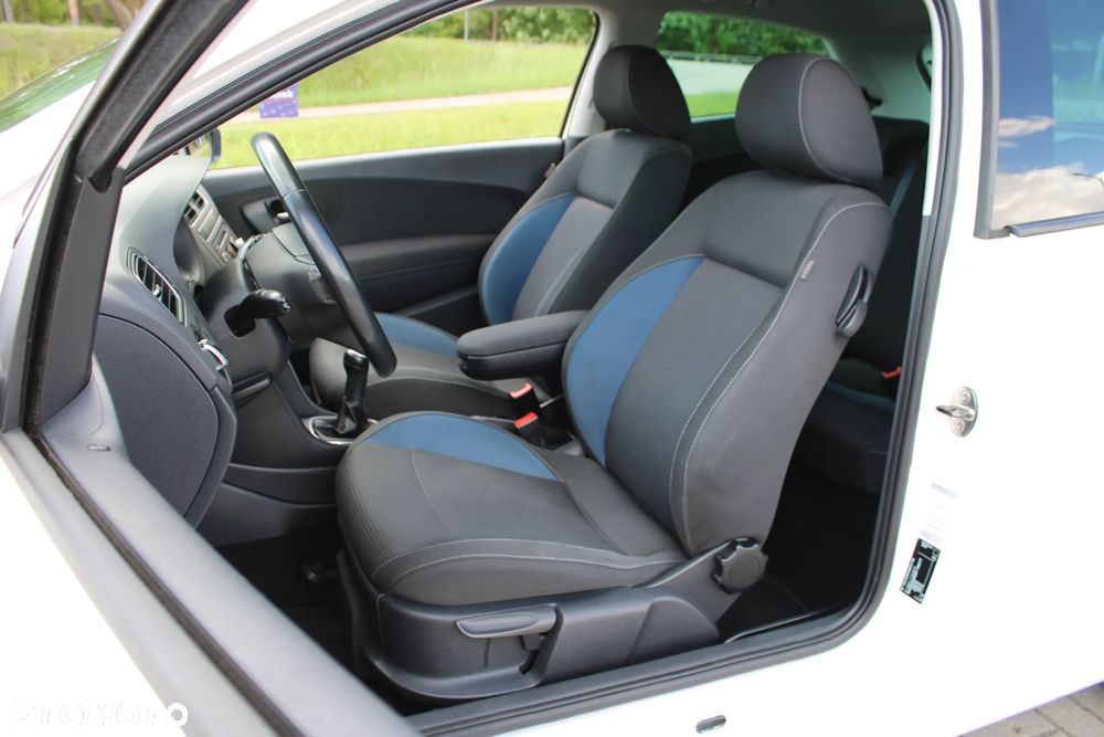 Volkswagen Polo 1.2 Team - 21