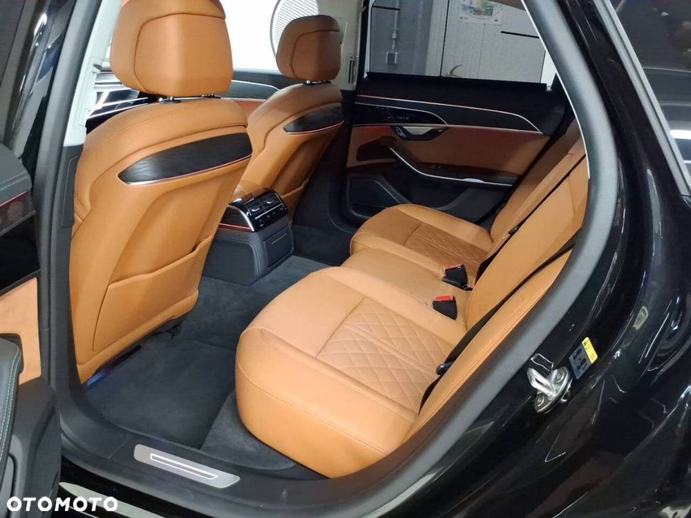Audi A8 - 5