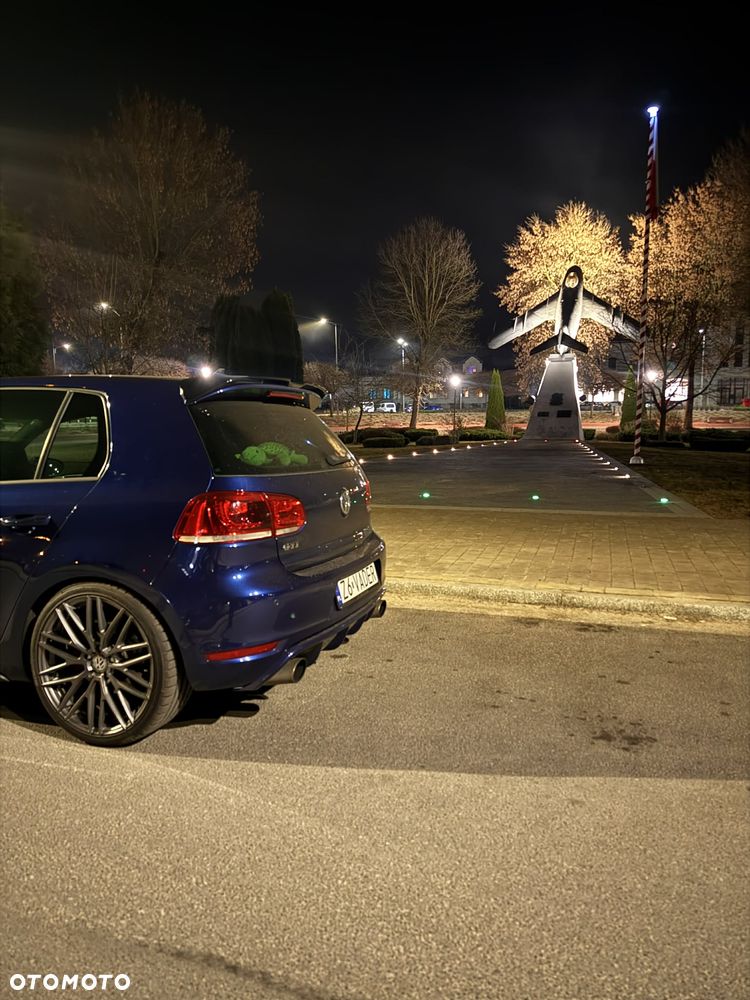 Volkswagen Golf - 13