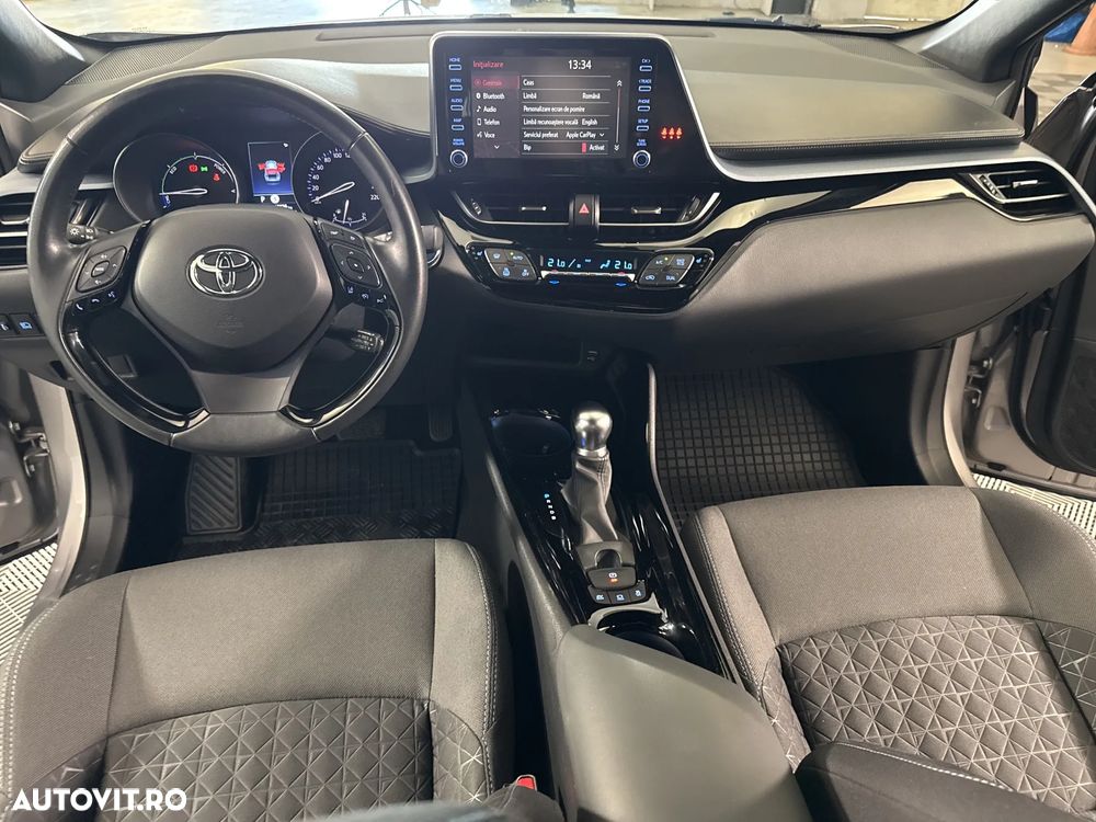 Toyota C-HR - 10