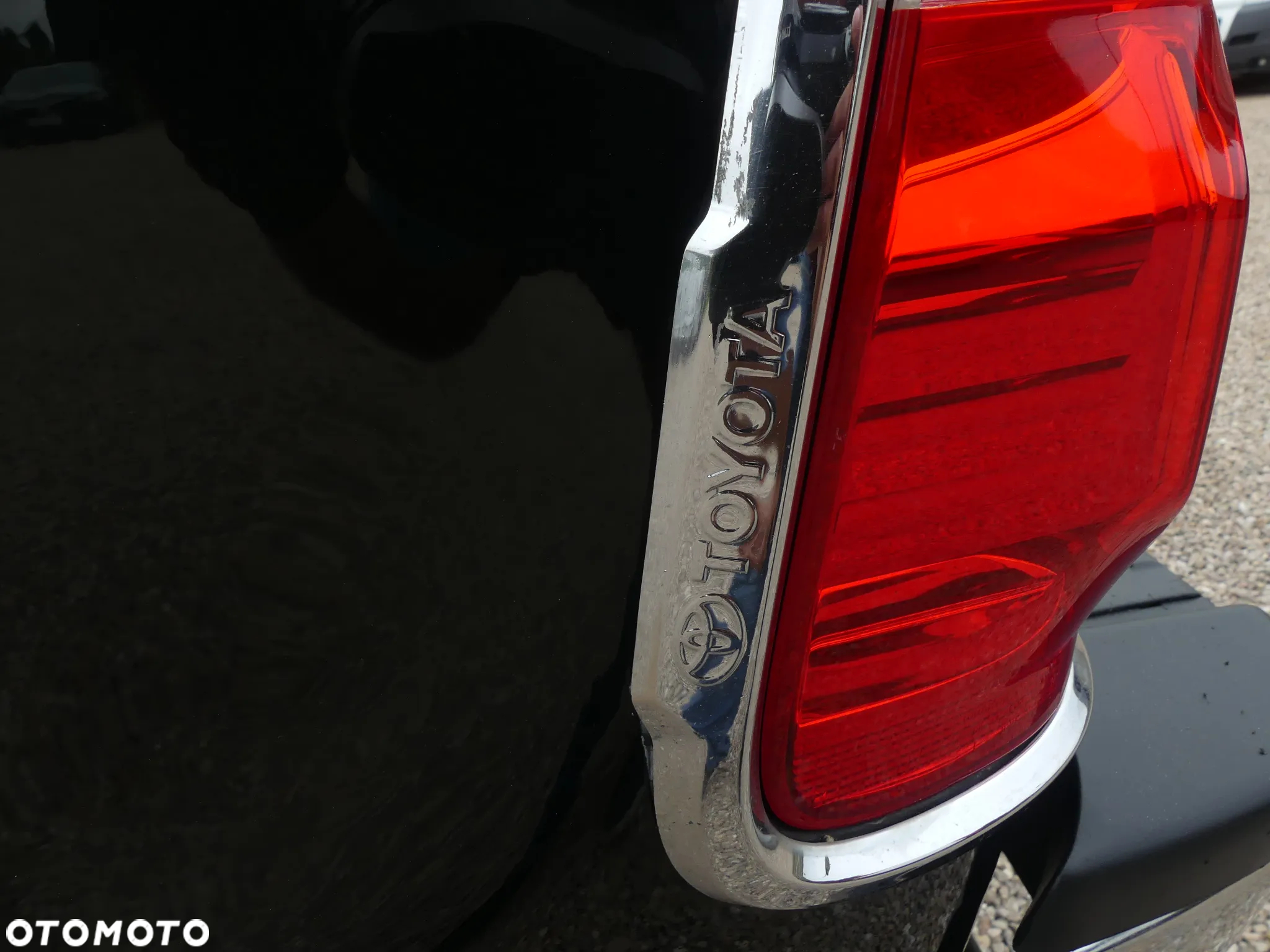 Toyota Hilux 4x4 Double Cab Autm Executive - 40