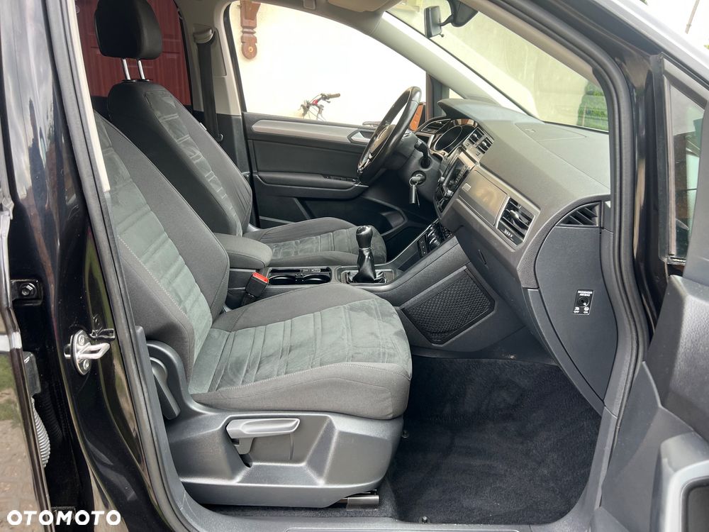 Volkswagen Touran - 7