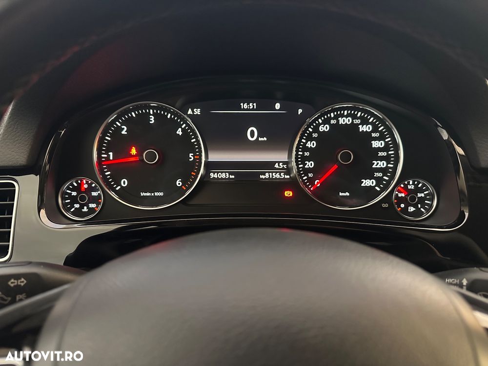 Volkswagen Touareg V6 TDI BMT Supreme Plus - 9