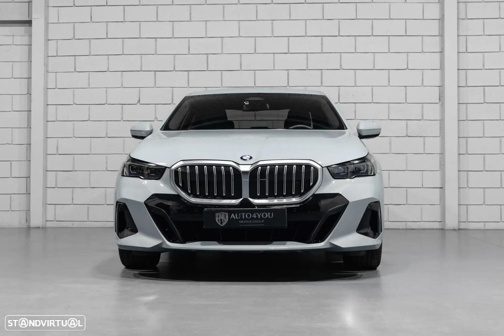 BMW 520 d Pack Desportivo M - 3