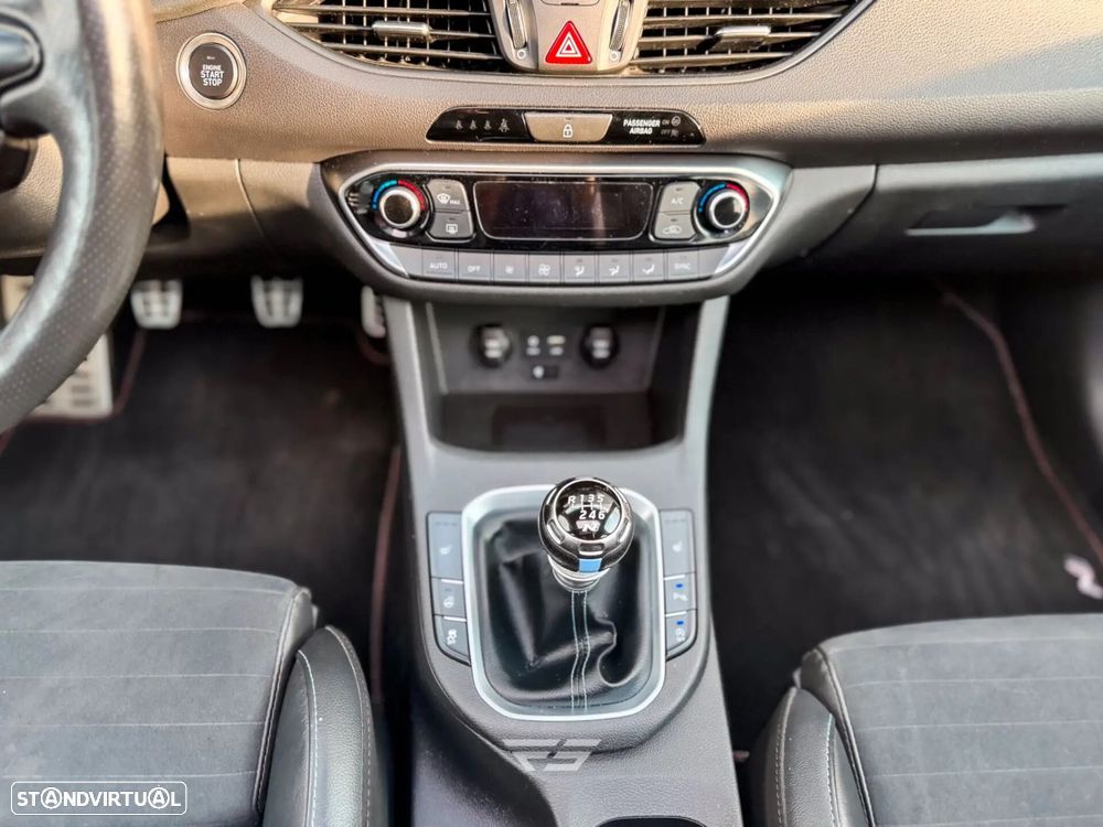 Hyundai i30 N 2.0 T-GDi Pack Performance - 23