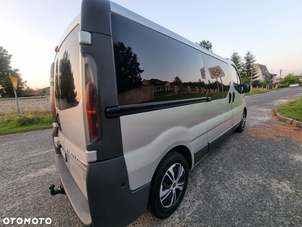 Opel Vivaro L2H1 2.9t - 2