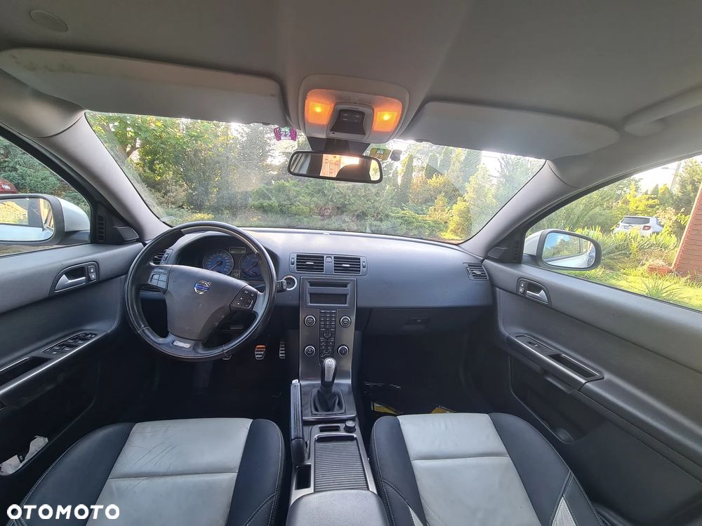 Volvo V50 D5 R-Design Momentum - 16