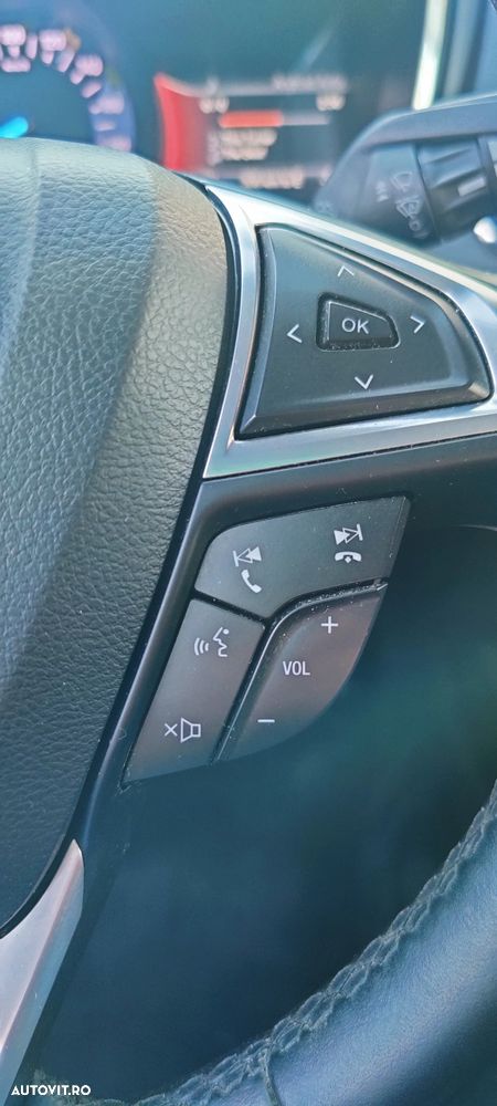 Ford Mondeo 2.0 HEV Titanium - 11