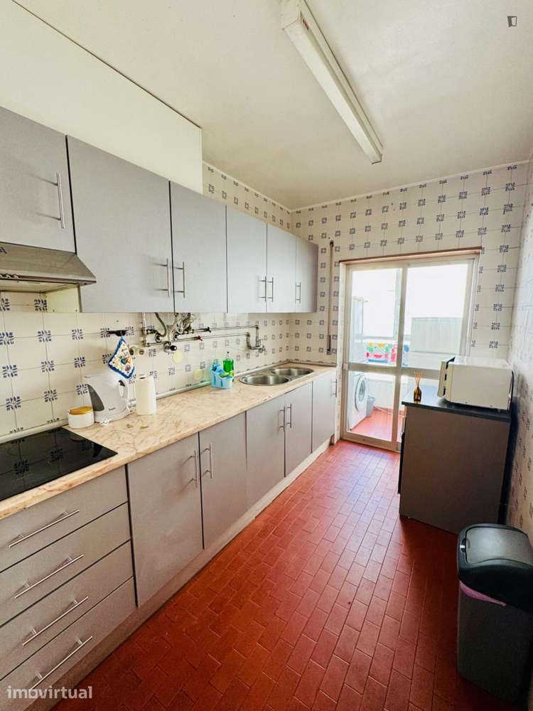 Quarto - localizado em Norton de Matos Coimbra - Grande imagem: 3/20