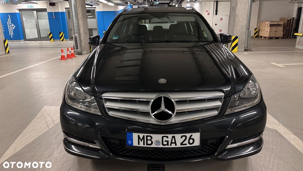 Mercedes-Benz Klasa C 180 BlueEFFICIENCY Avantgarde - 16