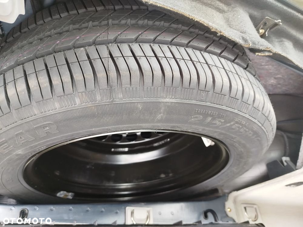 Mercedes-Benz Klasa E 320 T Elegance - 10