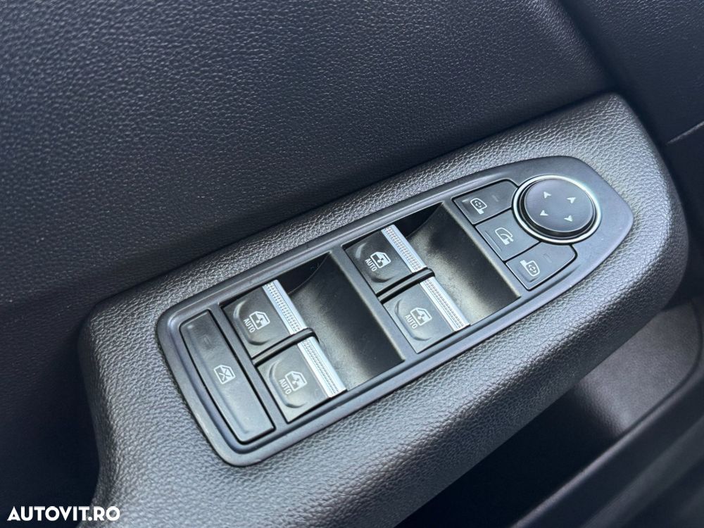 Renault Clio - 26