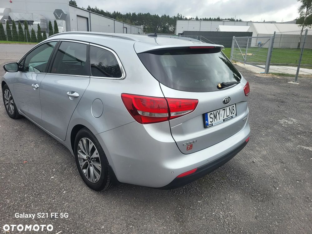 Kia Ceed Cee'd 1.6 CRDi L Business Line DCT - 7